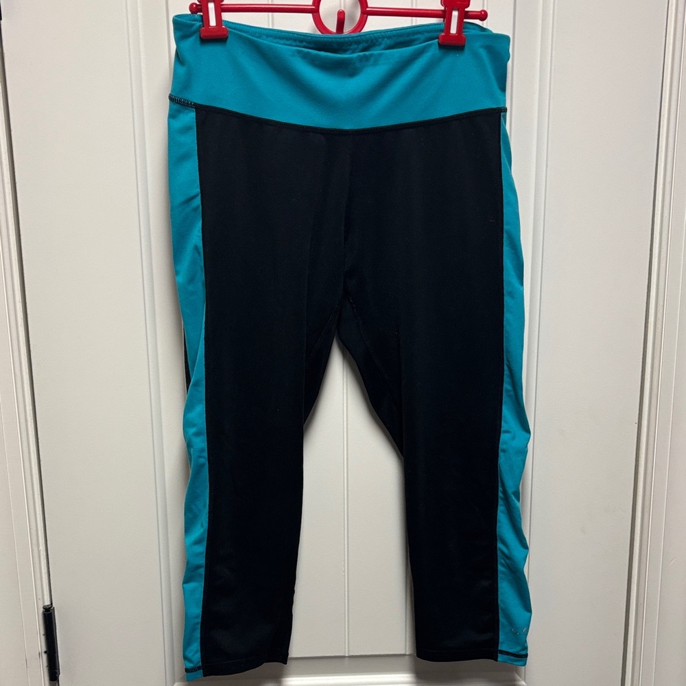 Champion Teal Blue and Black Cropped Leggings